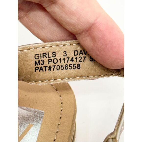 DV by Dolce Vita Sandals Girls Size 3 Tan Open Toe Shoes - Picture 6 of 7